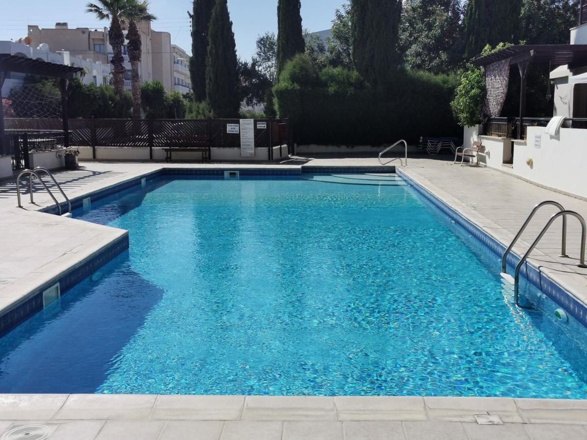 Aphrodite Gardens Apartment Paphos Exterior photo